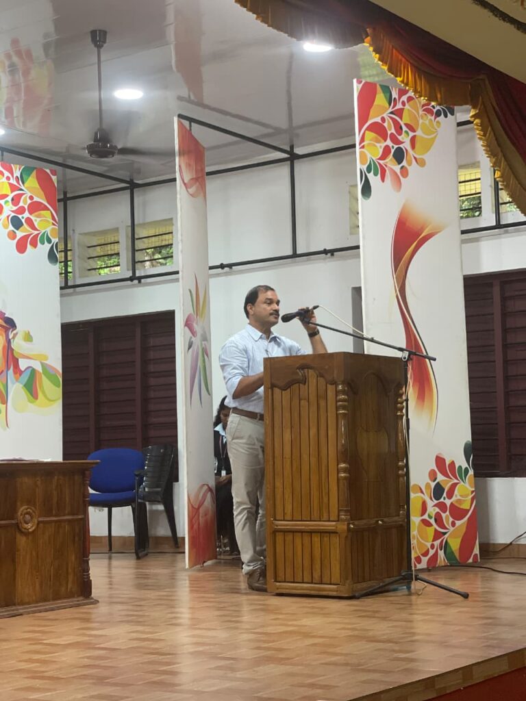 https://stjosephscollegemoolamattom.ac.in/wp-content/uploads/2025/07/WhatsApp-Image-2025-07-04-at-3.36.10-PM-1-768x1024.jpeg